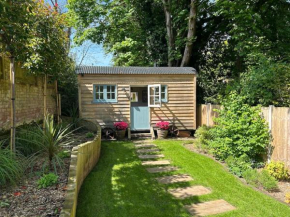 Shepherd's Hut at The Granary